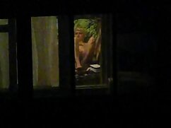 Une étudiante en chaleur se fait baiser dans une voiture devant la pornoamateurfrancais vidéo de l'université (Deana Dulce)