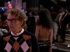Melissa Moore vidéo amateur de sexe français et Bill Bailey dans la petite amie de ce soir